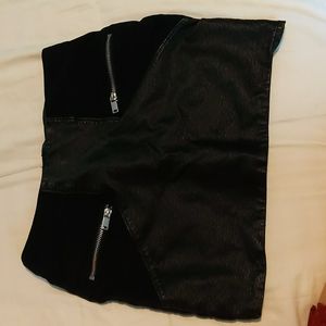 BOGO Faux leather Divided mini skirt zipper decoration.